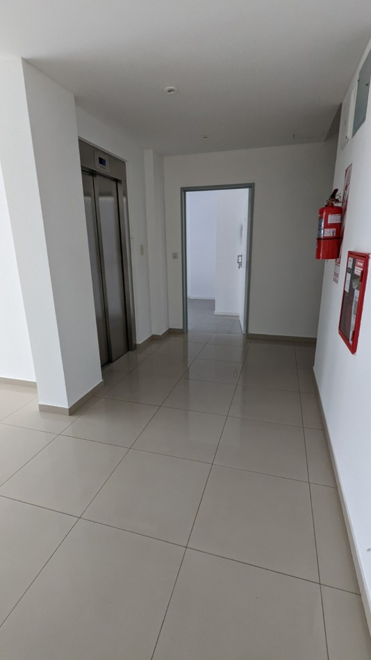 ALQUILER EN IMPECABLE ESTADO A UNA CUADRA DE NAZCA Y METROBUS