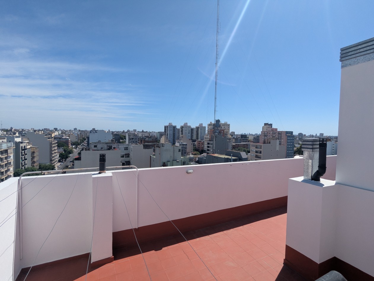 DOS AMBIENTES EN PISO 9 A UNA CUADRA DE J.B.JUSTO