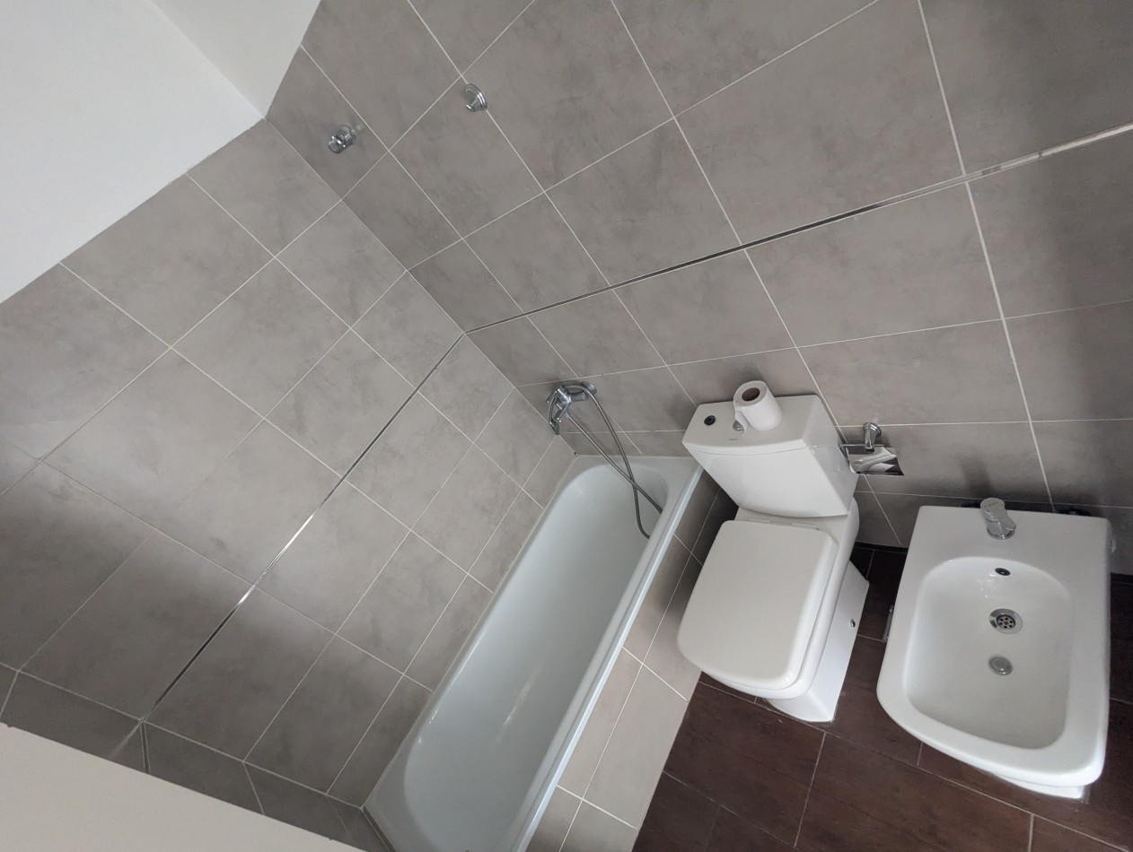 DOS AMBIENTES EN PISO 9 A UNA CUADRA DE J.B.JUSTO