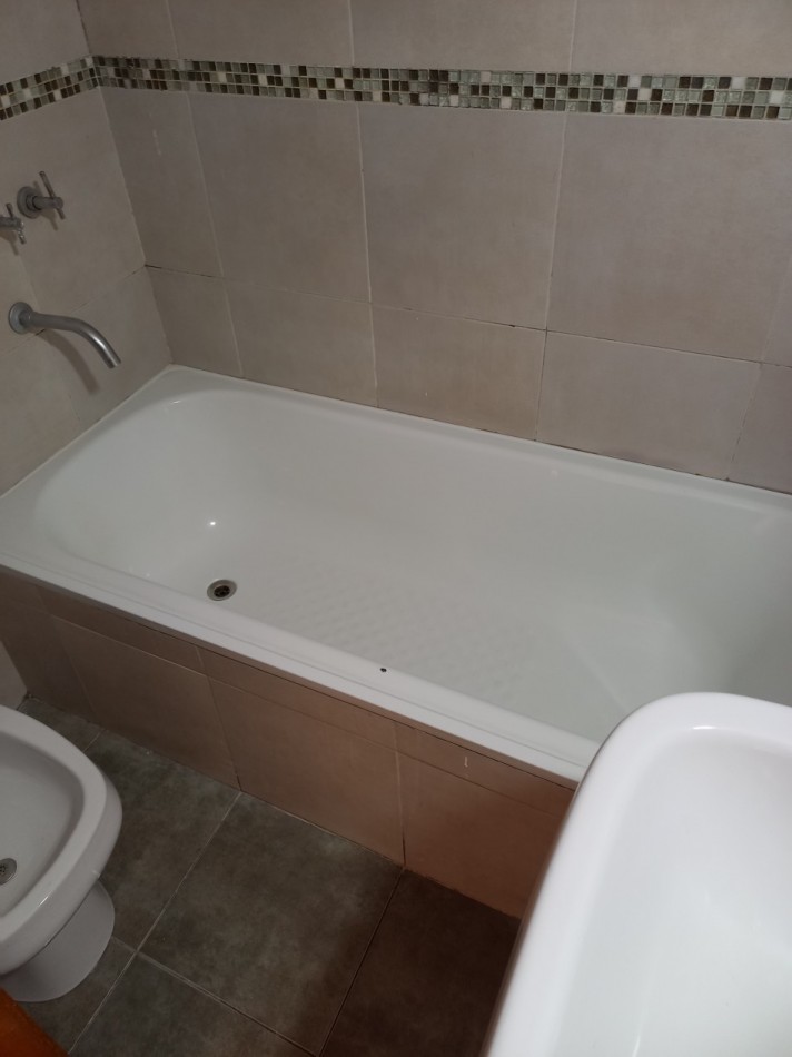  MAGNIFICO 2 AMB CON COCHERA  EN ALQUILER -CABALLITO-!!!HERMOSO  LUMINOSO!!!