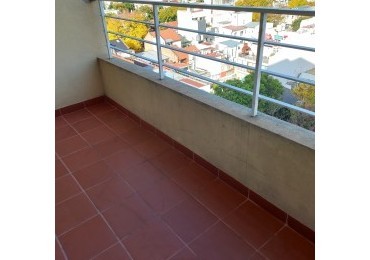AMPLIO MONOAMBIENTE EN ALQUILER  EN PARQUE PATRICIOS-CERCA SUBTE H -OPORTUNIDAD!!!