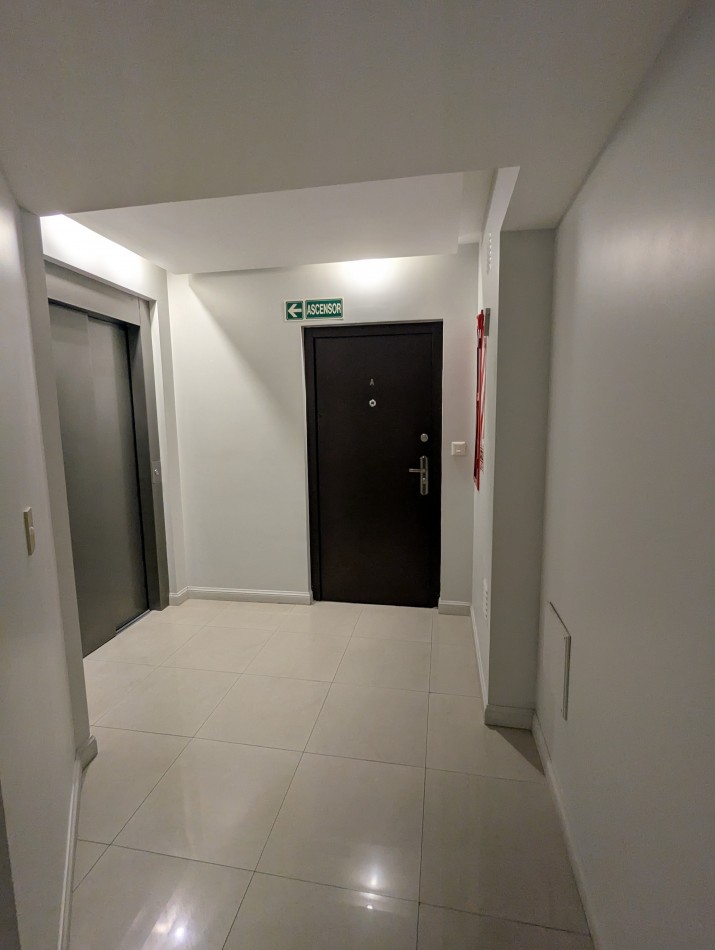 CATEGORIA EN TRES AMBIENTES. LAS CAÑITAS. CON COCHERA