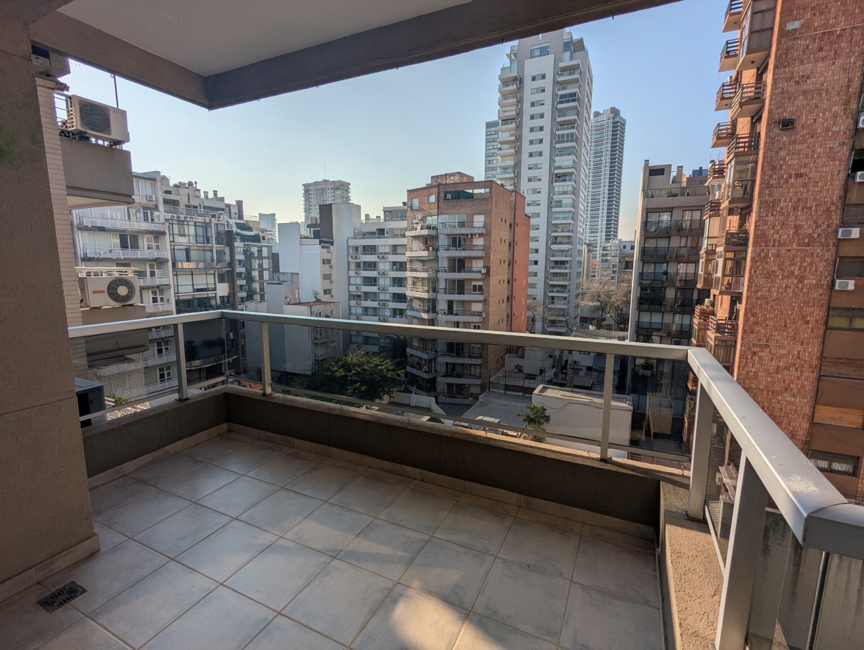 CATEGORIA EN TRES AMBIENTES. LAS CAÑITAS. CON COCHERA