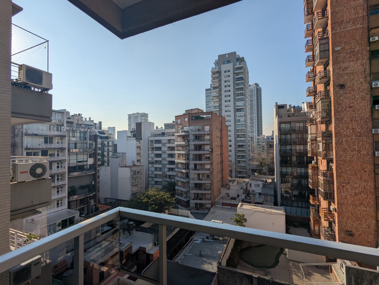 CATEGORIA EN TRES AMBIENTES. LAS CAÑITAS. CON COCHERA