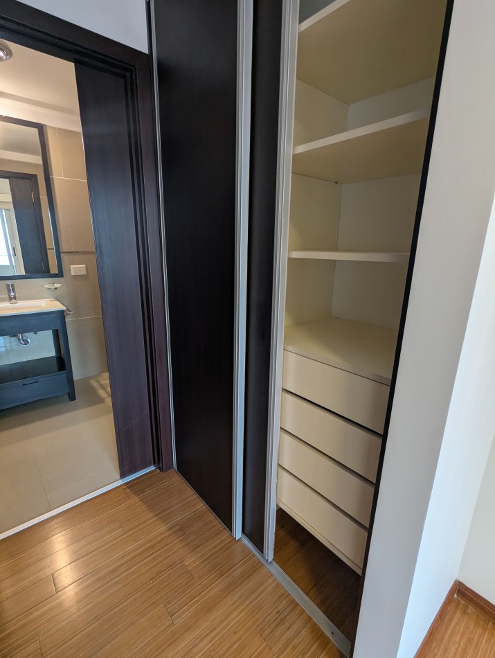 CATEGORIA EN TRES AMBIENTES. LAS CAÑITAS. CON COCHERA