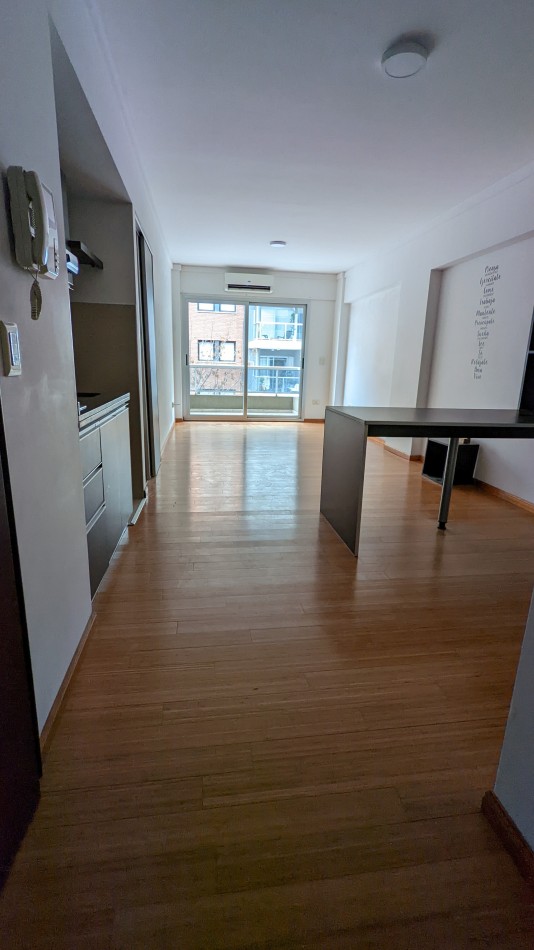 MONOAMBIENTE EN LAS CAÑITAS - CUARTO PISO - CATEGORIA