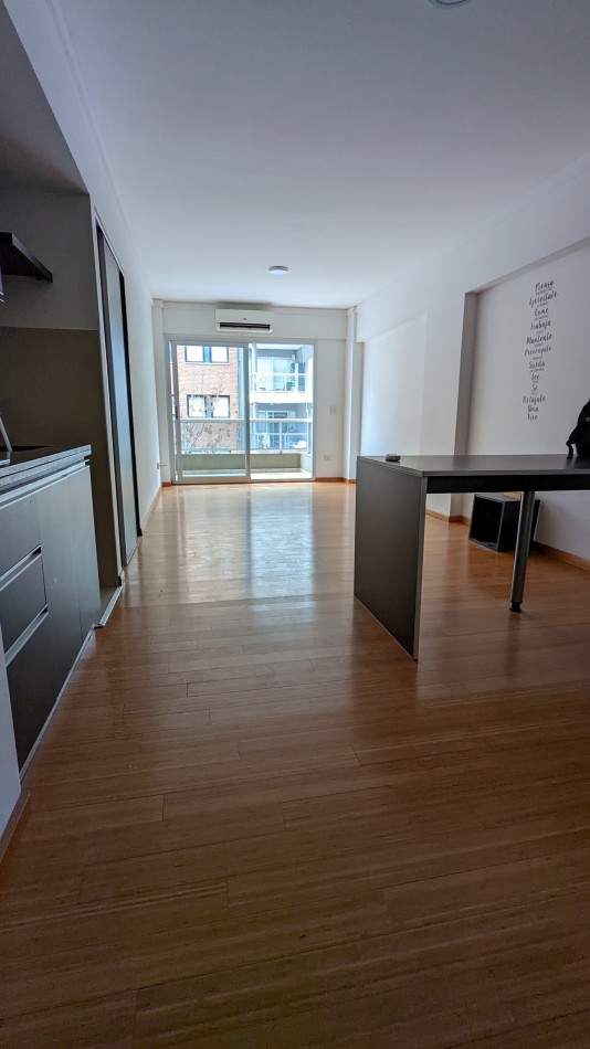 MONOAMBIENTE EN LAS CAÑITAS - CUARTO PISO - CATEGORIA