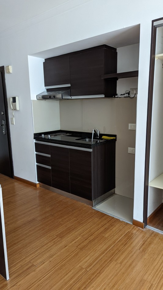 MONOAMBIENTE EN LAS CAÑITAS - CUARTO PISO - CATEGORIA