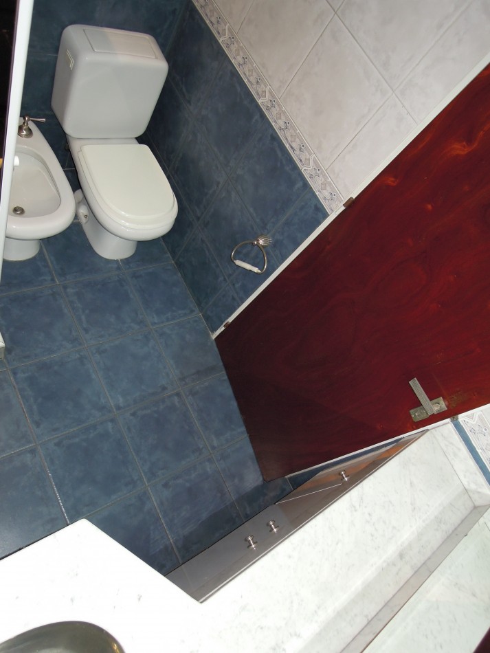 CASA DE CATEGORIA 5 DORMITORIOS