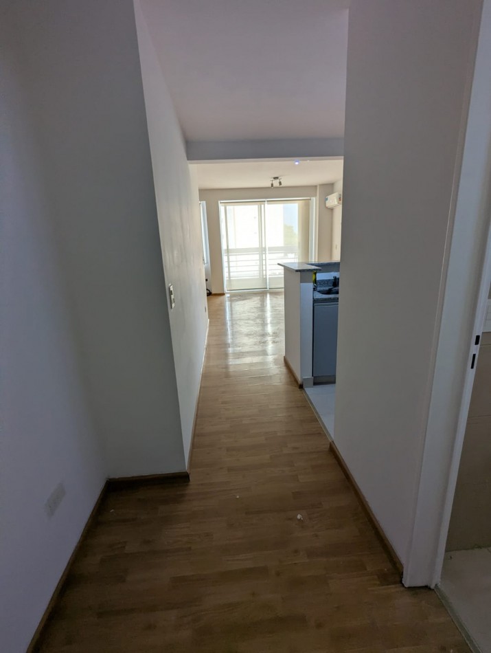 HERMOSO MONOAMBIENTE DIVISIBLE A UNA CUADRA DEL PARQUE CHACABUCO