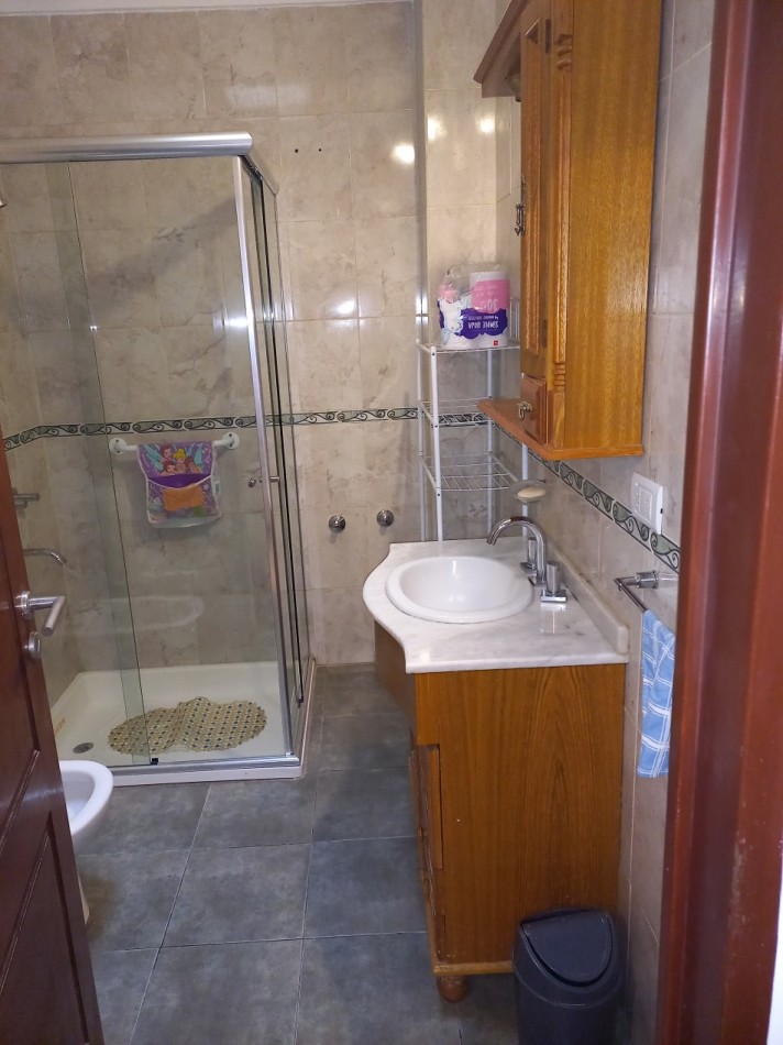 RETASADO!!!!PH EN ALQUILER AMUEBLADO SIN EXPENSAS CON PATIO Y PARRILLA 90 M2 EN FLORES!!!