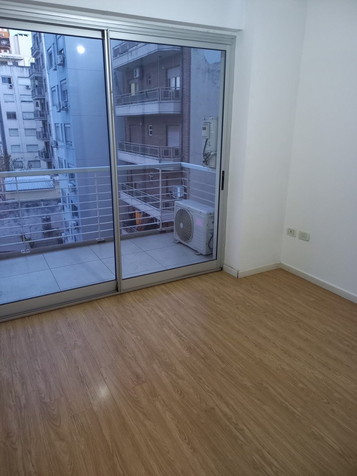  MAGNIFICO 2 AMB 1/2 EN ALQUILER -URQUIZA-!!!HERMOSO,AMPLIO,LUMINOSO!!!