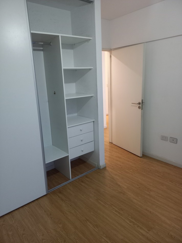  MAGNIFICO 2 AMB 1/2 EN ALQUILER -URQUIZA-!!!HERMOSO,AMPLIO,LUMINOSO!!!